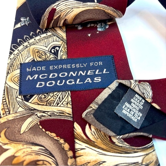 McDonnell Douglas Cruise Missiles Tie Aerospace Military Silk Look USA RN 51093 - Picture 2 of 4